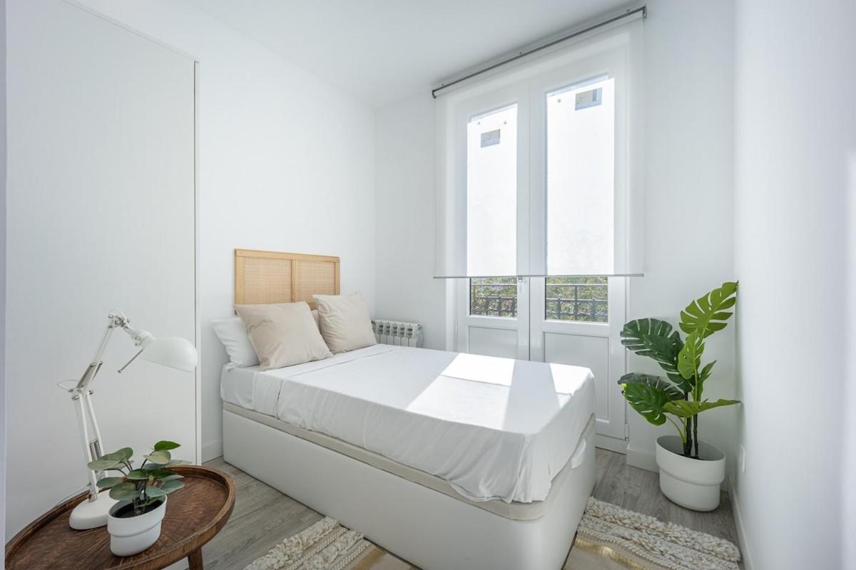 Espacioso Apartamento En El Centro De Madrid Exterior photo